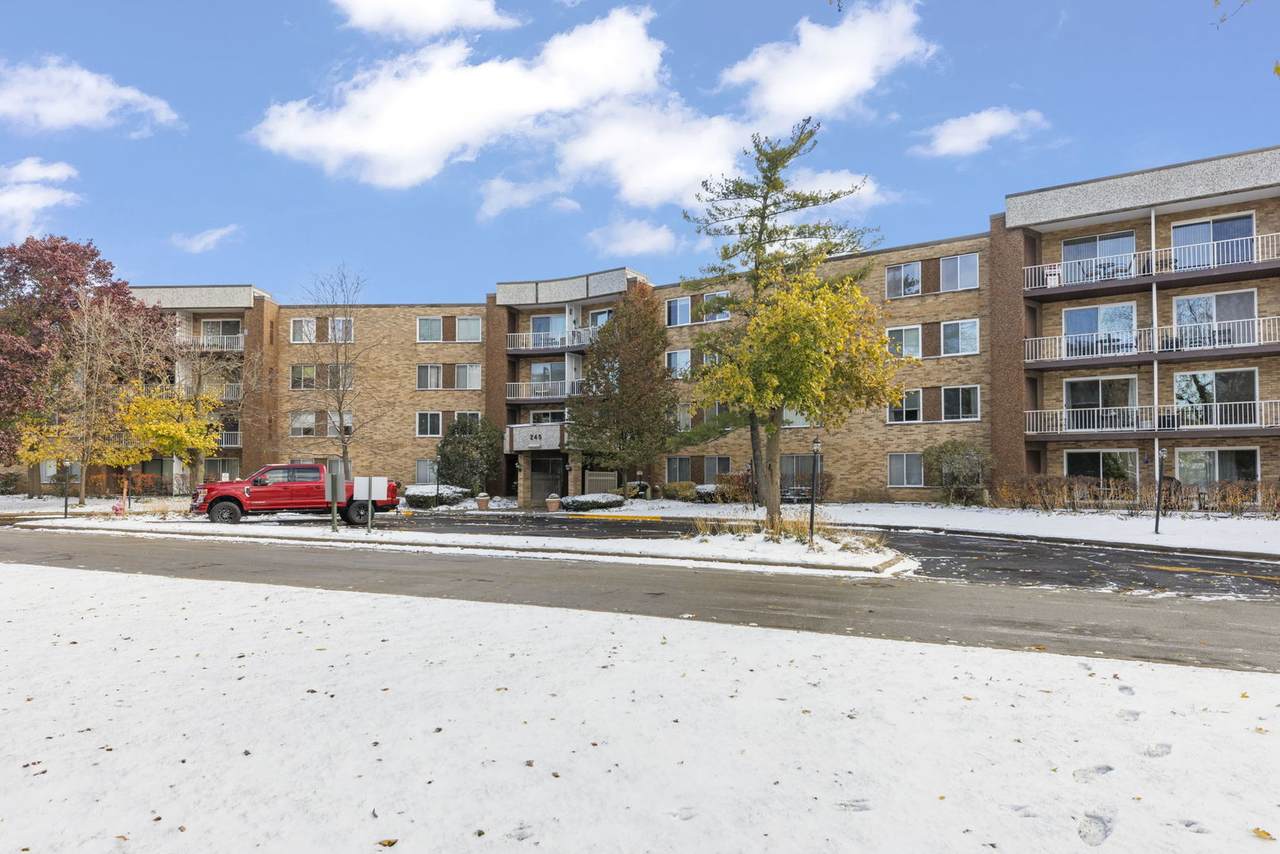 245 Park Lane - Photo 1