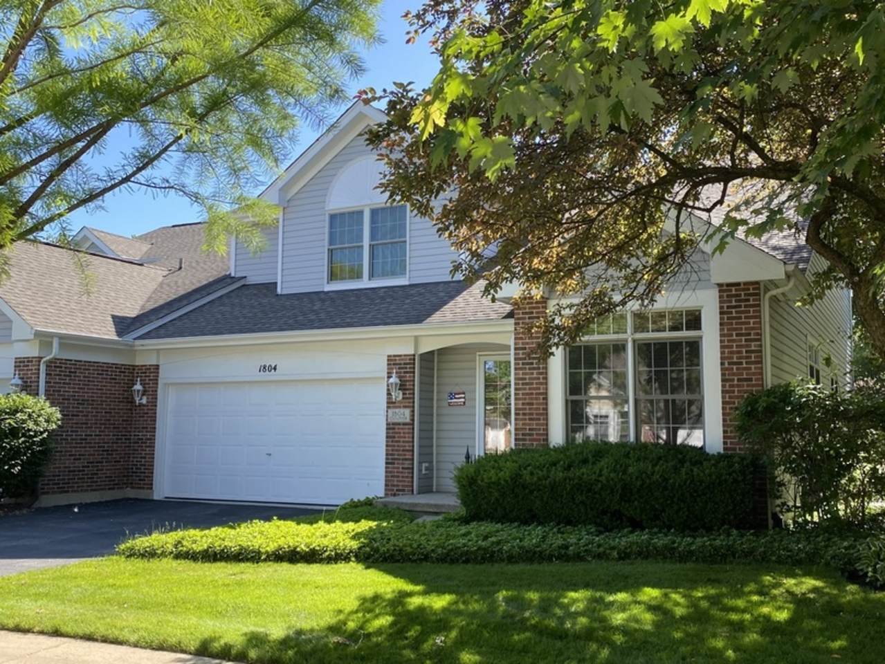 1804 Waverly Circle - Photo 1
