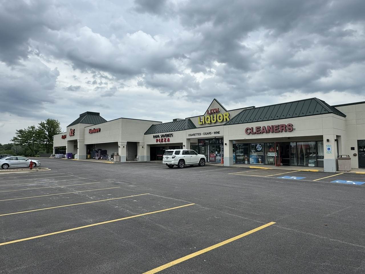 441 Randall Road - Photo 1