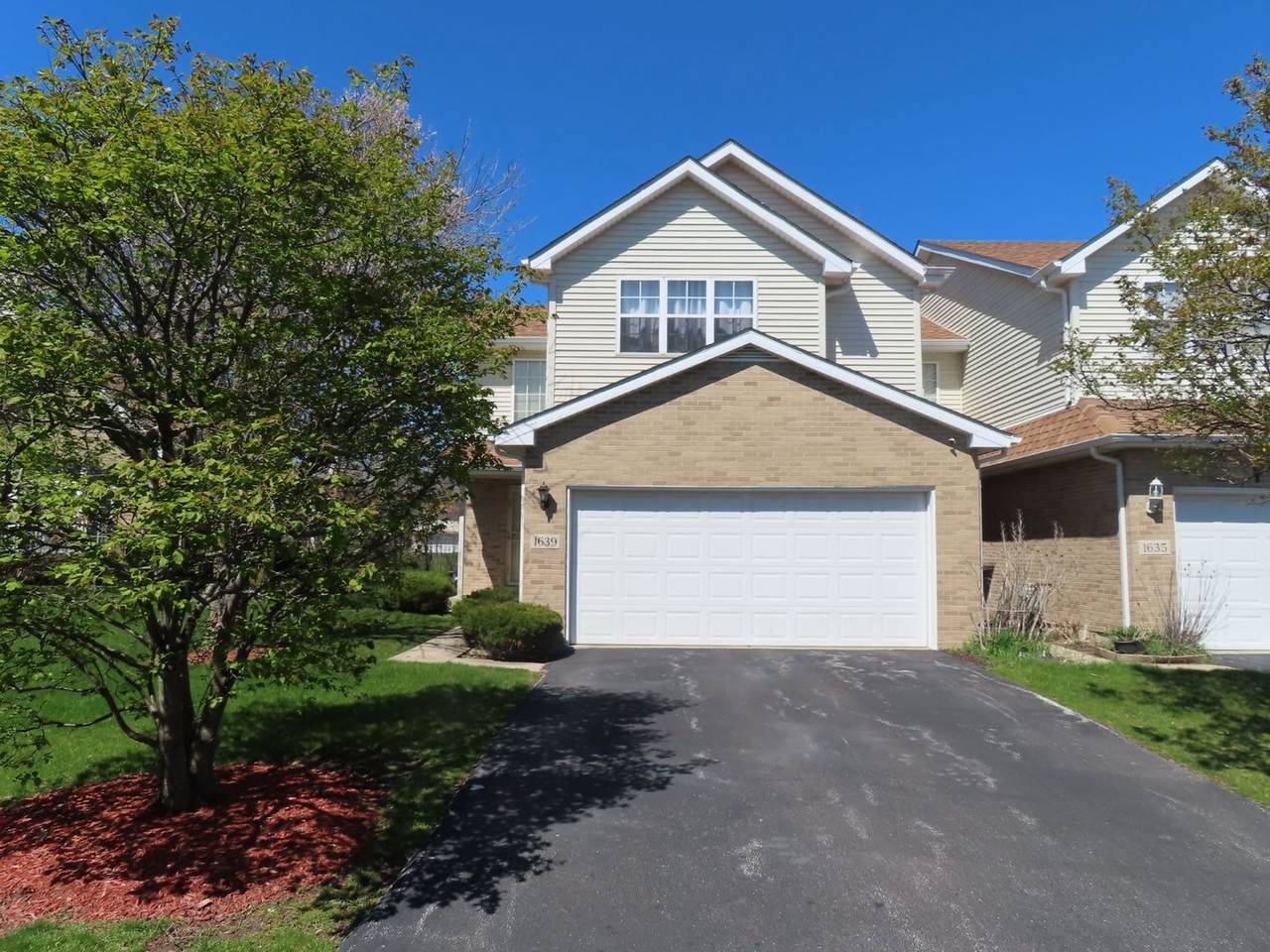1639 Huntington Court - Photo 1