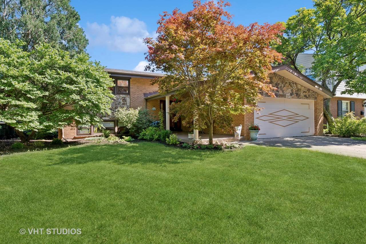 2200 Birch Street - Photo 1