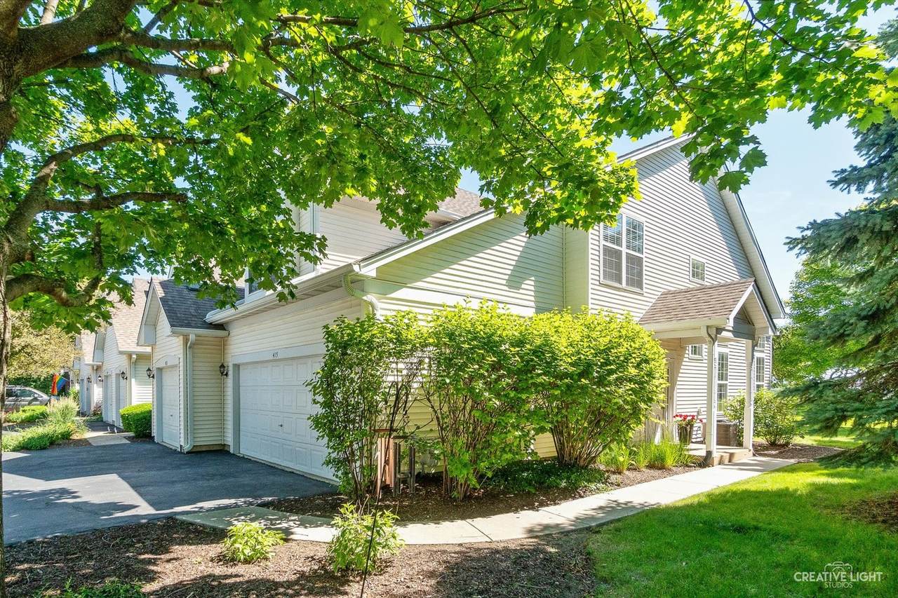 415 Canterbury Court - Photo 1
