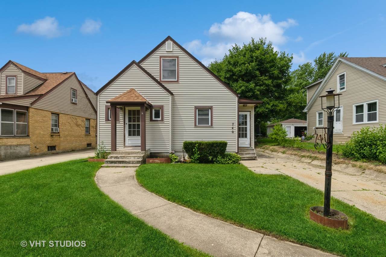 740 Leith Avenue - Photo 1