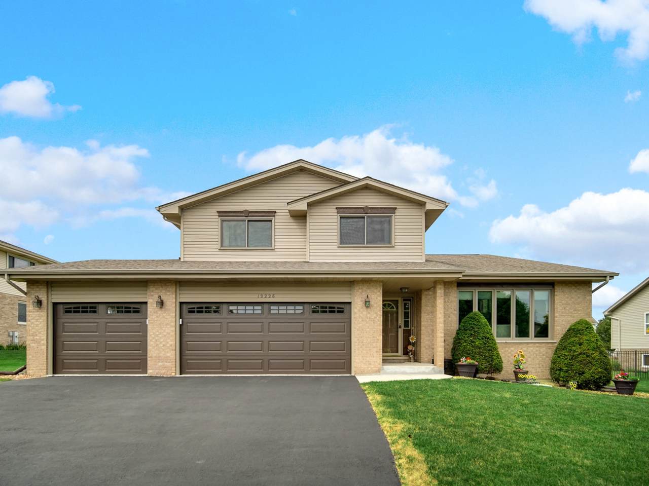 19226 Puritan Drive - Photo 1