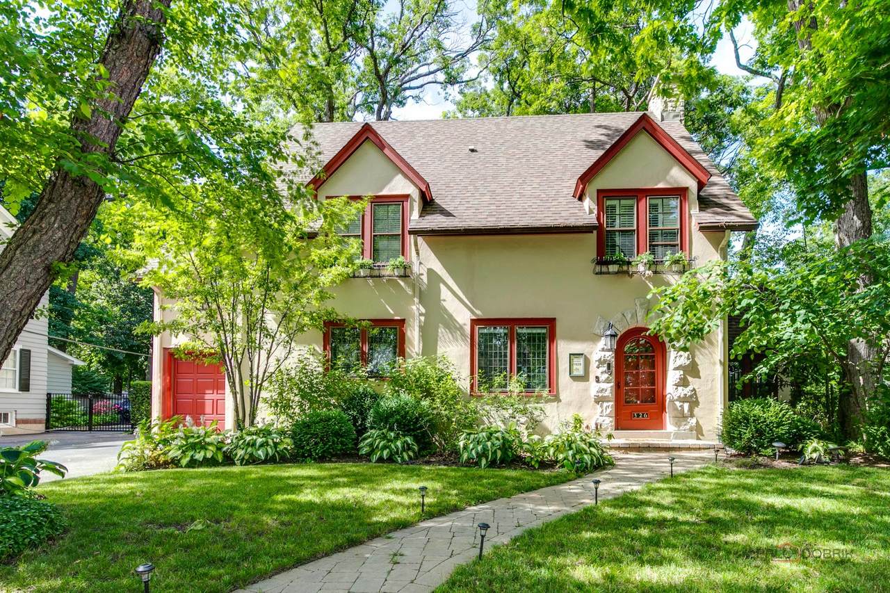 326 Greenwood Avenue - Photo 1