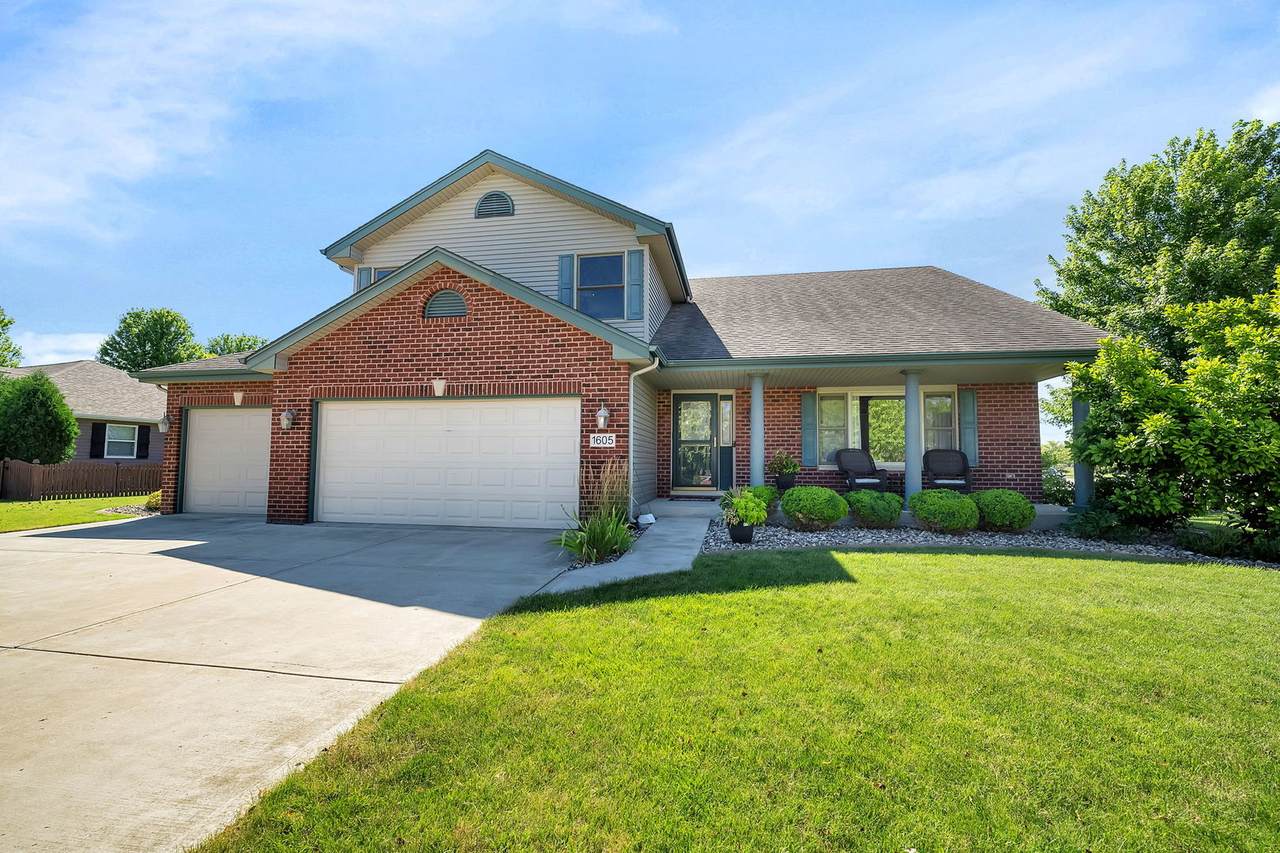 1605 Locust Road - Photo 1