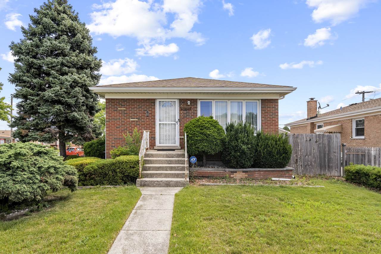 3929 Emerson Drive - Photo 1