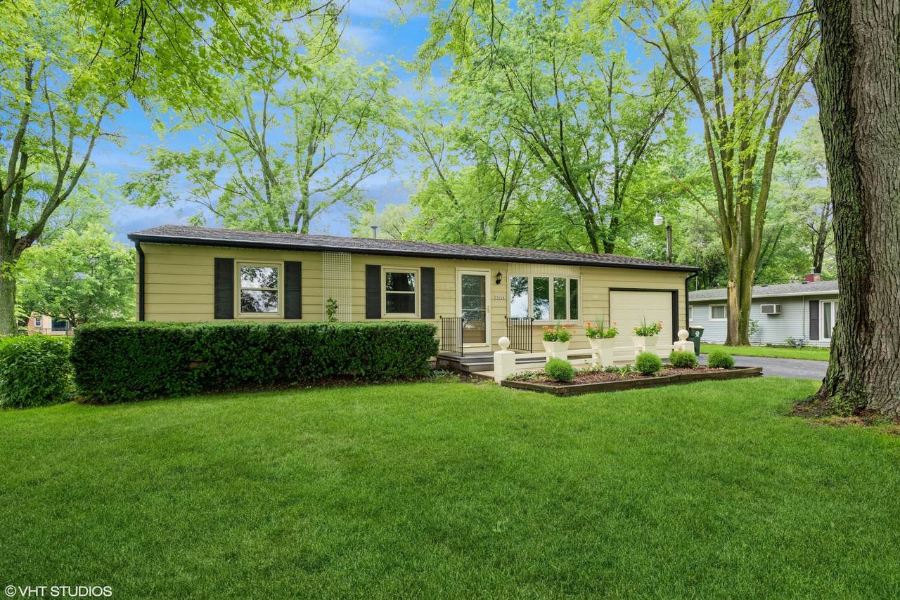 7S324 Madison Avenue - Photo 1