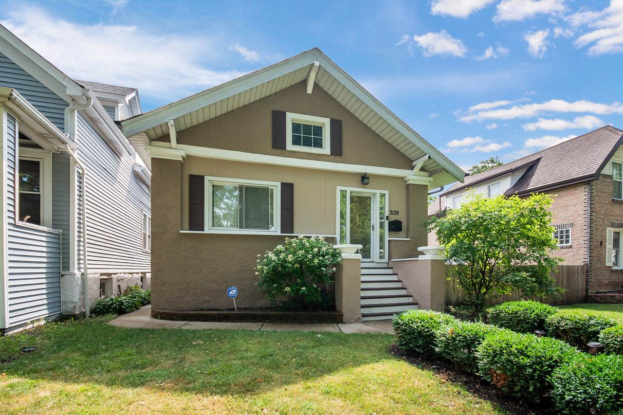 3139 Cuyler Avenue - Photo 1