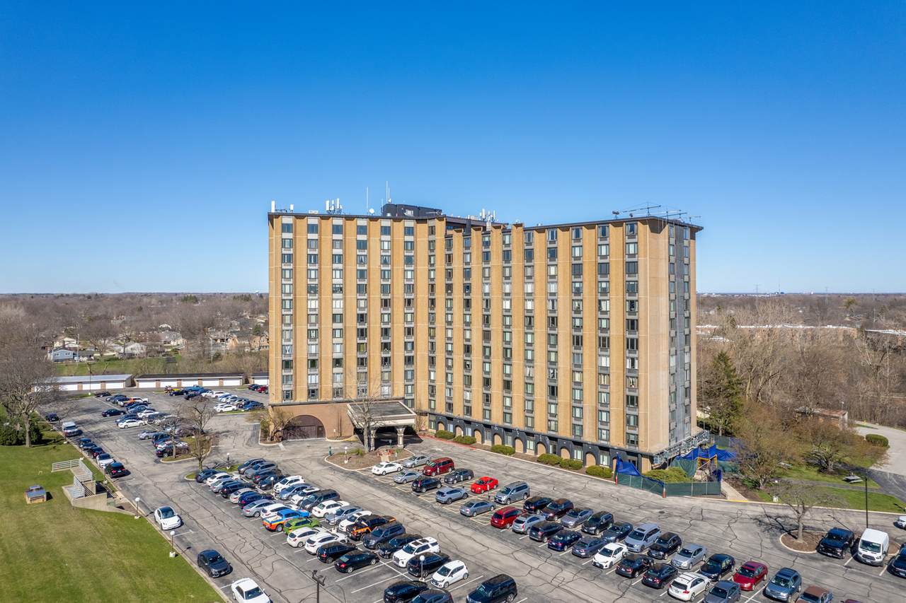 1 Renaissance Place - Photo 1