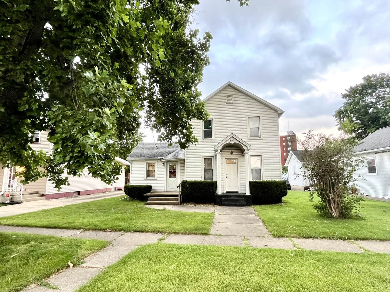 409 Cleveland Street - Photo 1