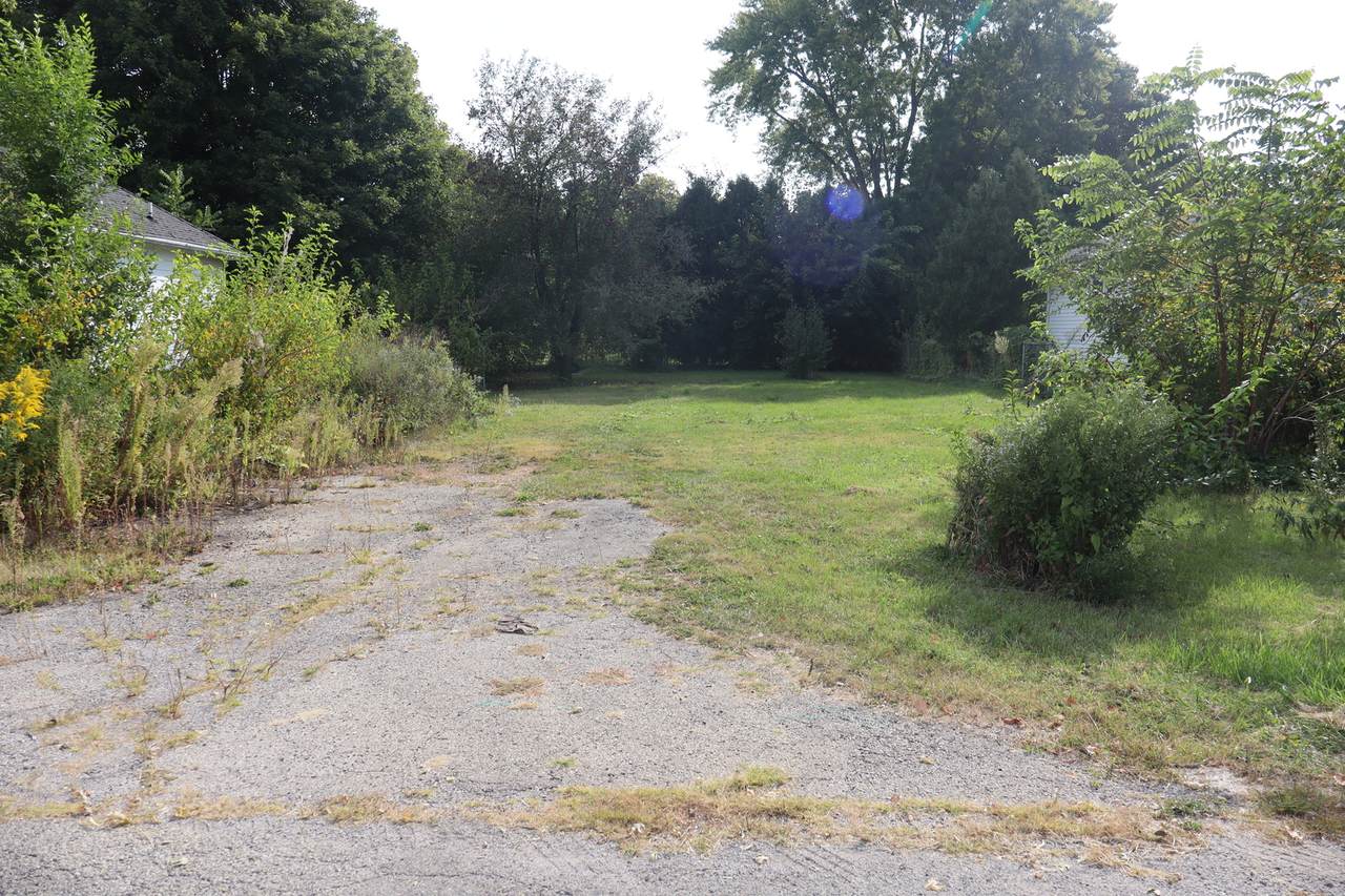 1107 Arthur Street - Photo 1