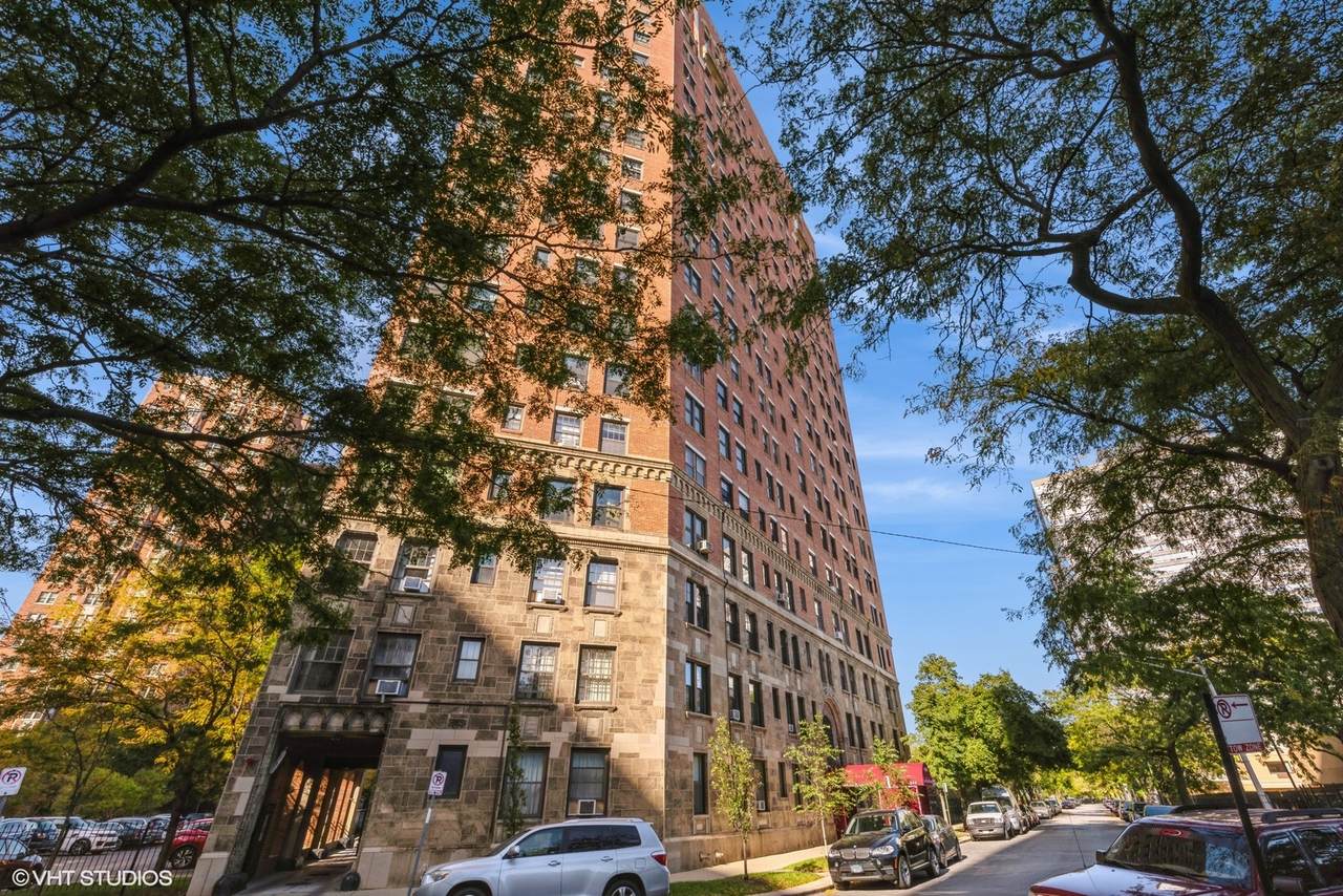 4940 East End Avenue - Photo 1