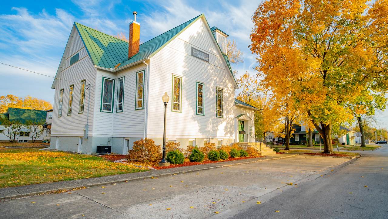 201 Beech Street - Photo 1