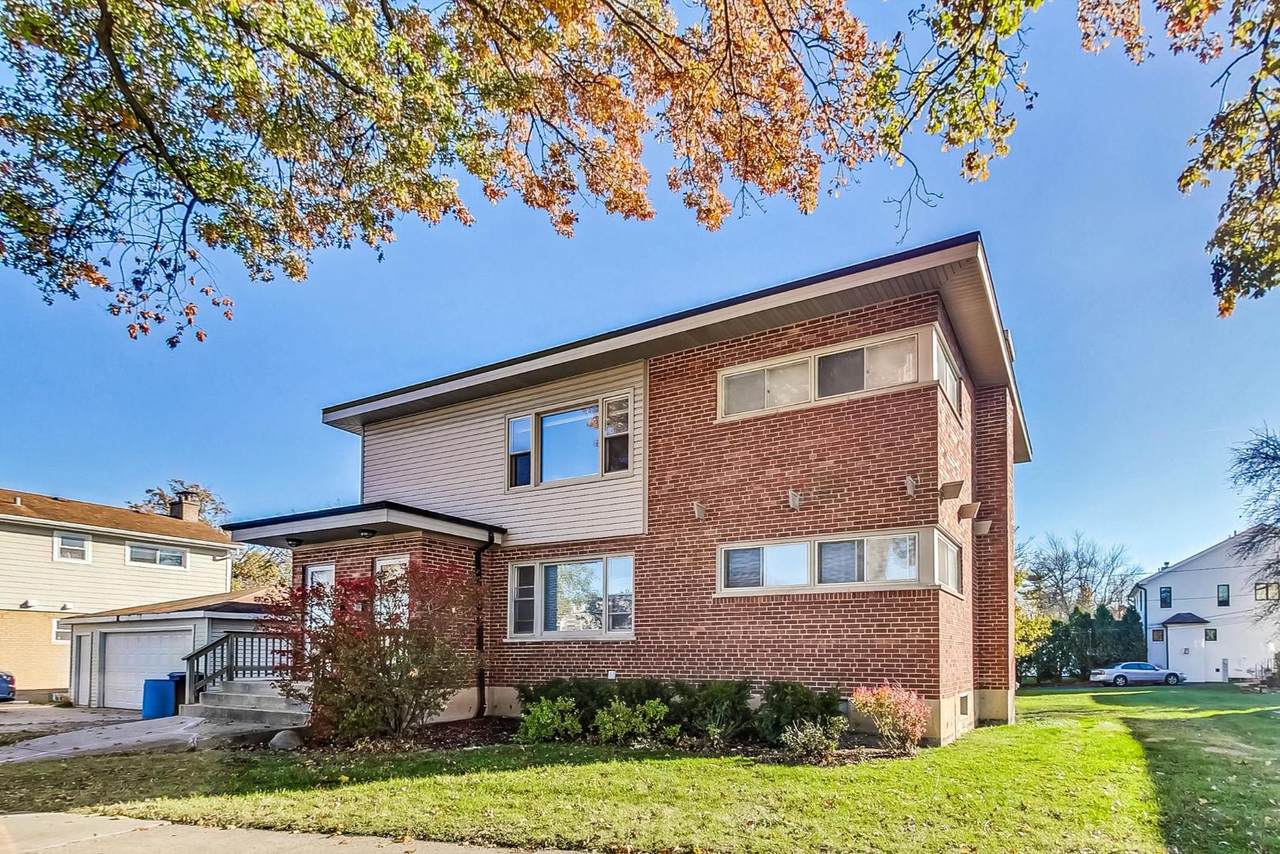 611 Burlington Avenue - Photo 1