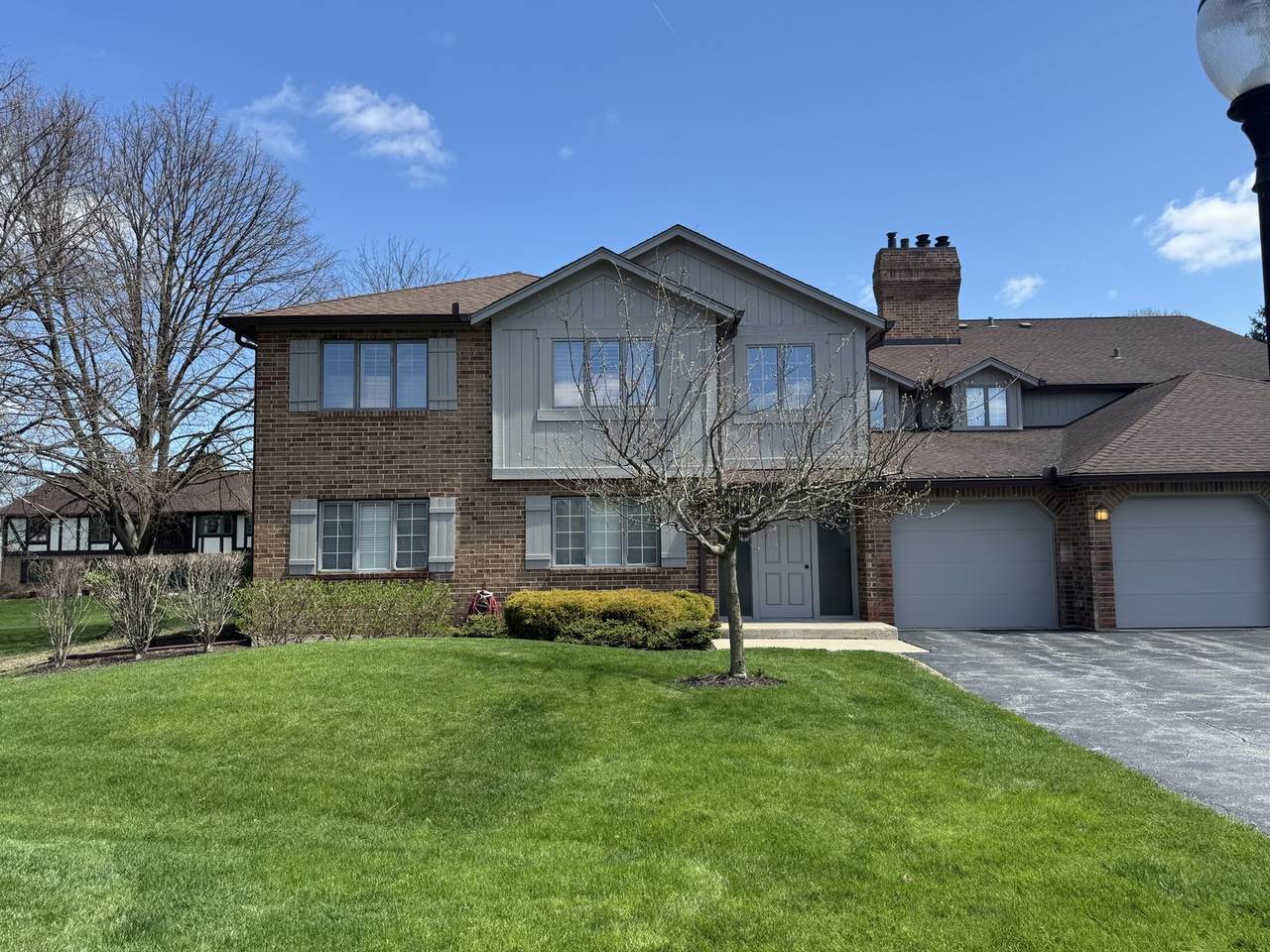 7920 Lakeview Court - Photo 1