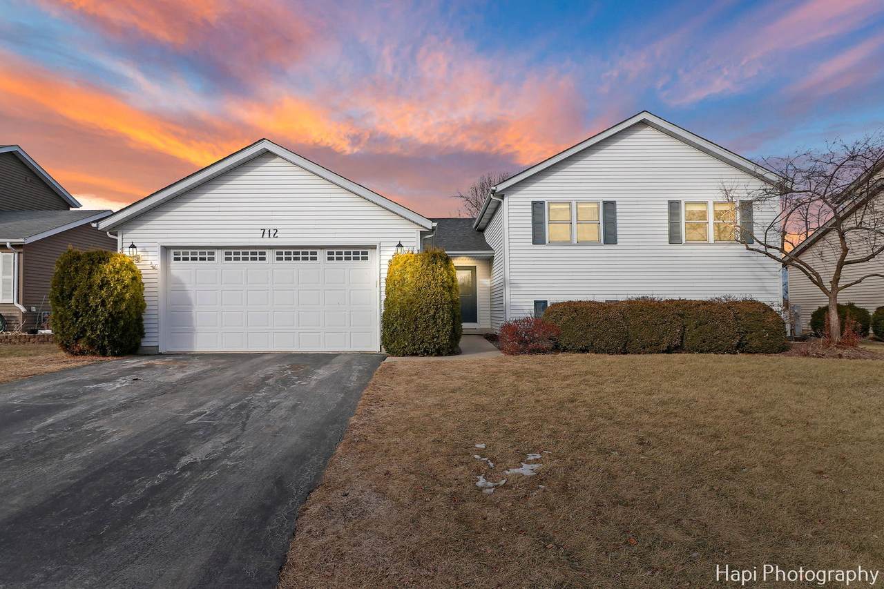 712 Robert Drive - Photo 1