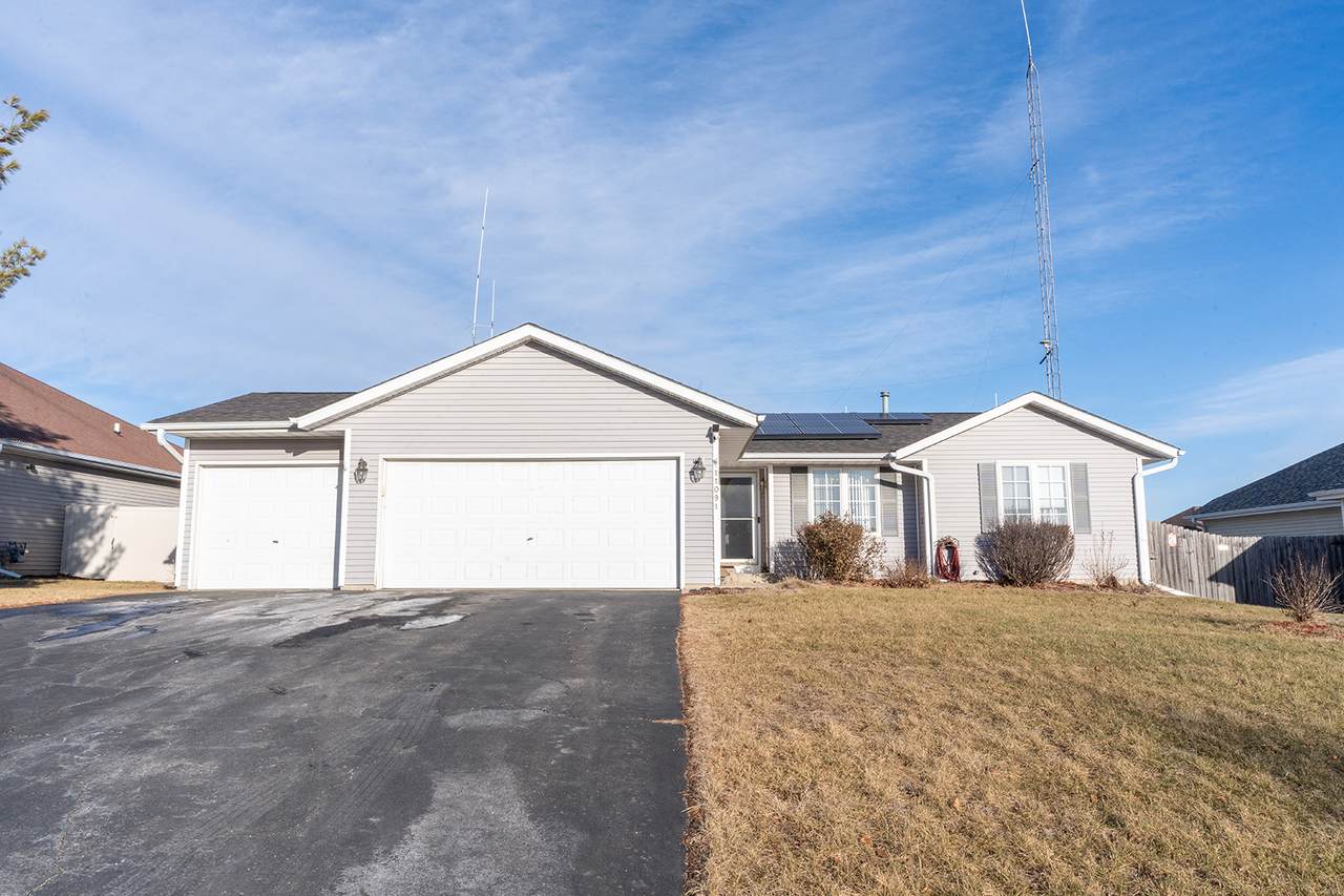 11091 Jasmine Drive - Photo 1