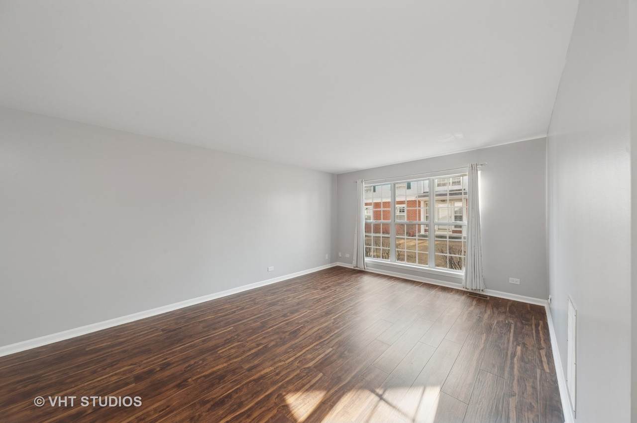 503 Grosse Pointe Circle - Photo 1
