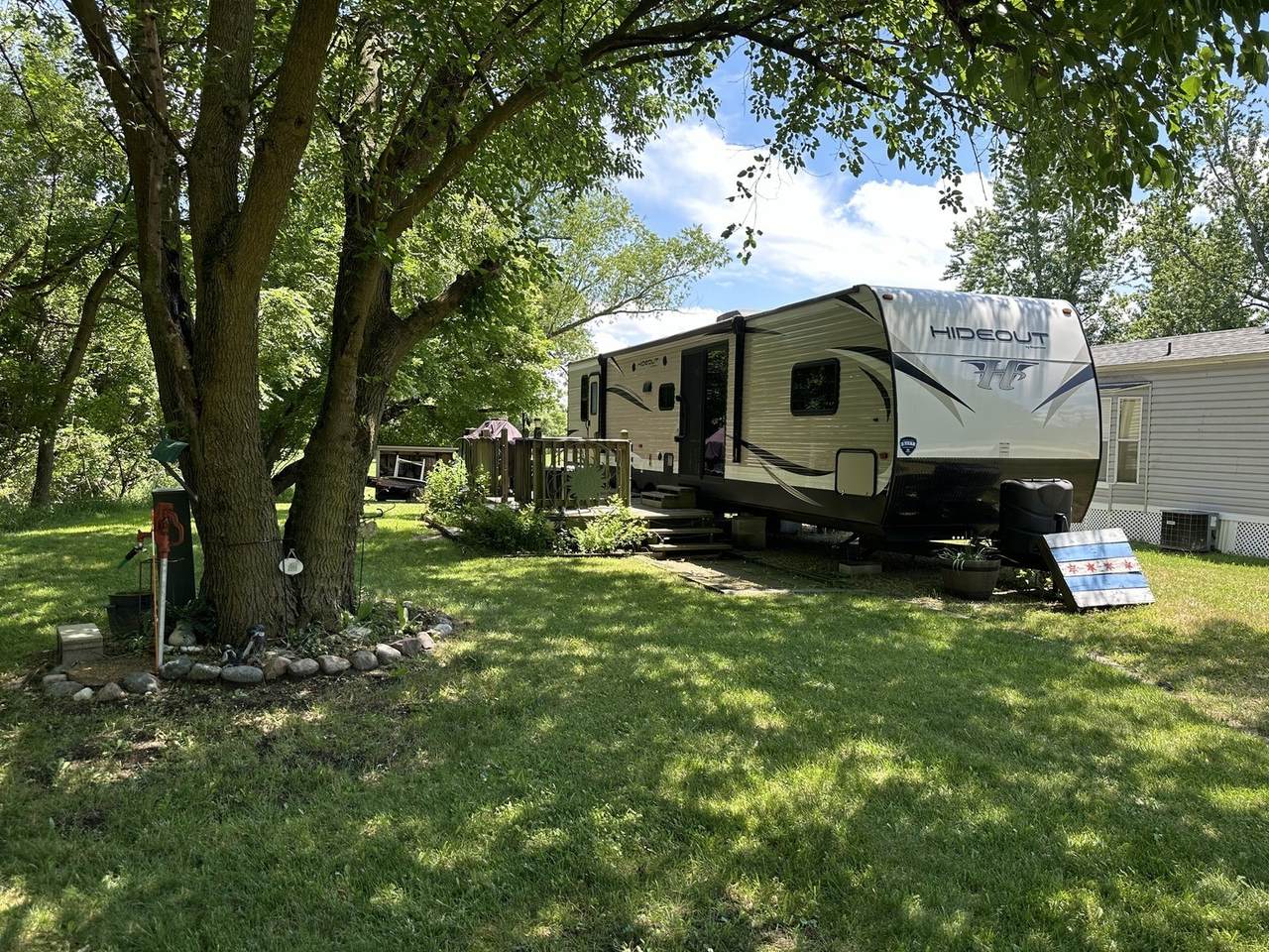 24-22 Woodhaven Lakes - Photo 1