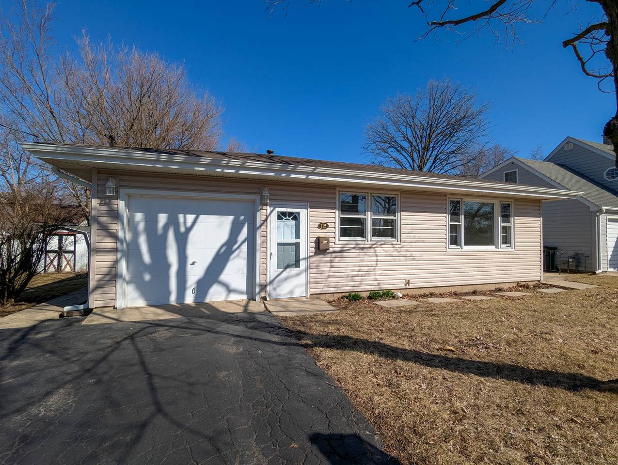 115 Fir Street - Photo 1