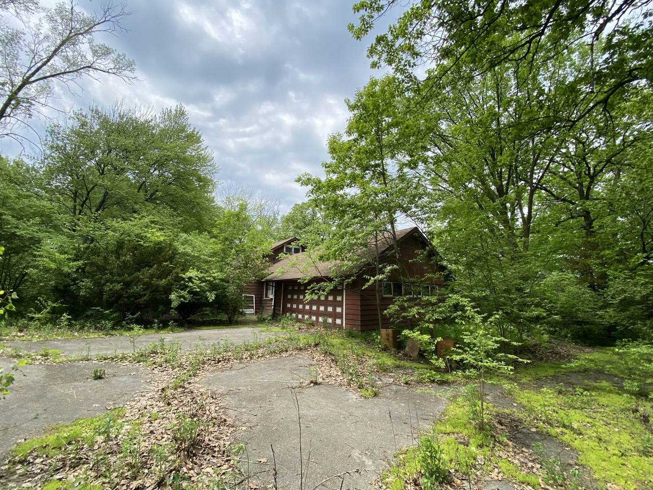 8322 123rd Street - Photo 1