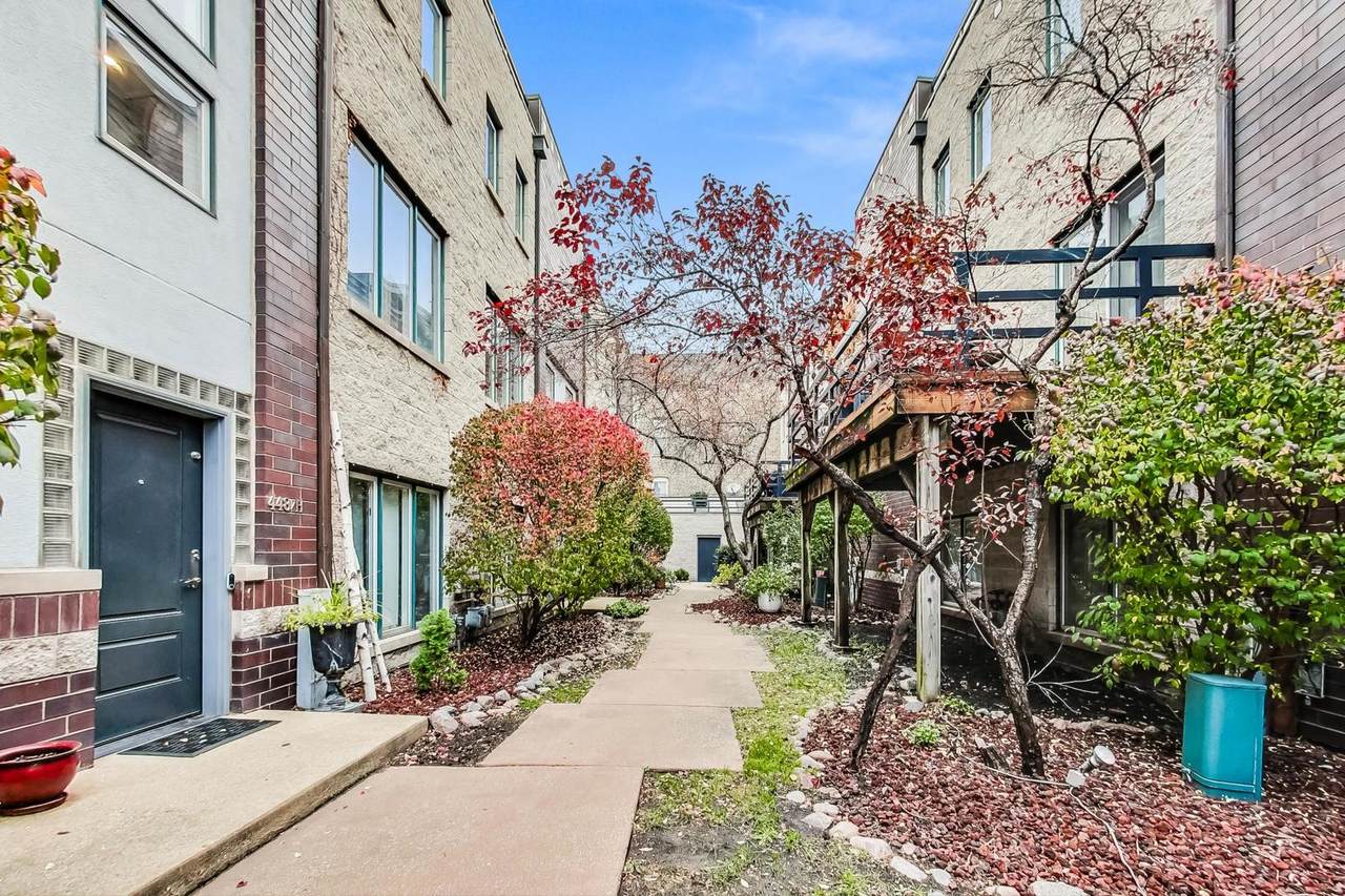 448 Carpenter Street - Photo 1