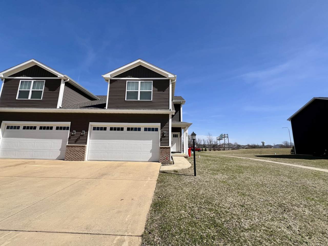 800 Sedgegrass Drive - Photo 1