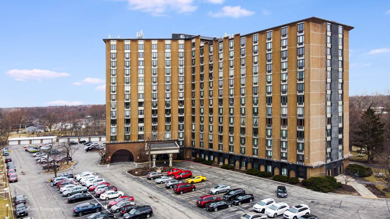 1 Renaissance Place - Photo 1