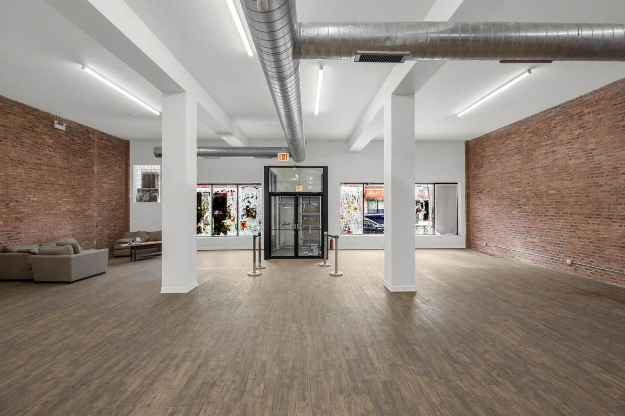 2327 Milwaukee Avenue - Photo 1