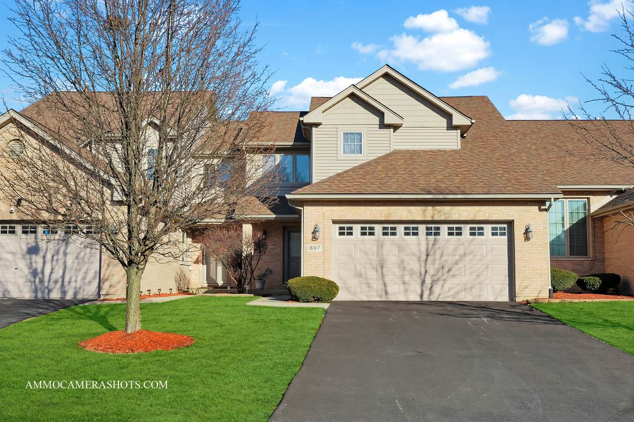 897 Dorsetshire Drive - Photo 1