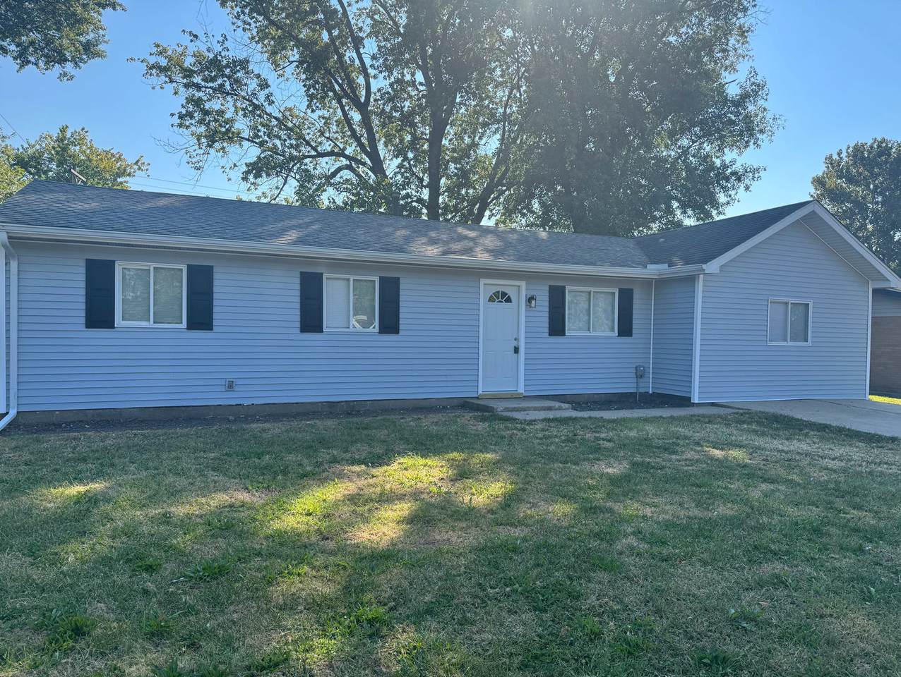 1516 Mattis Avenue - Photo 1