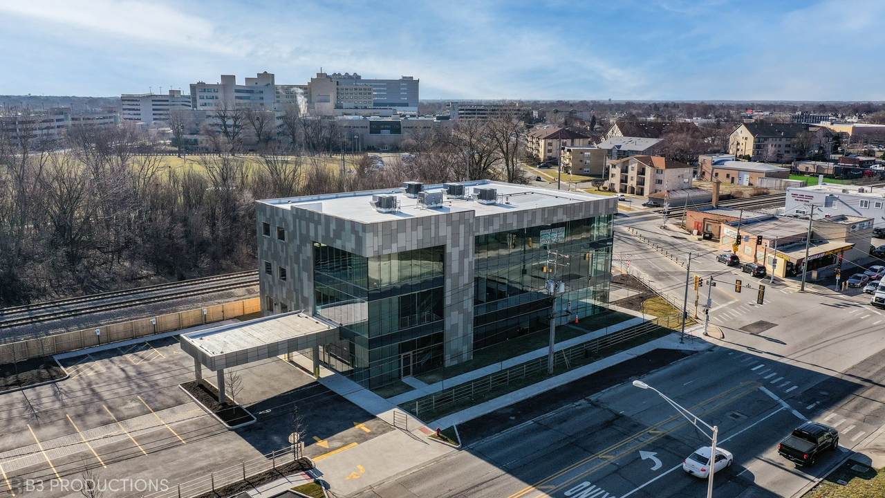 4457 Southwest Highway - Photo 1