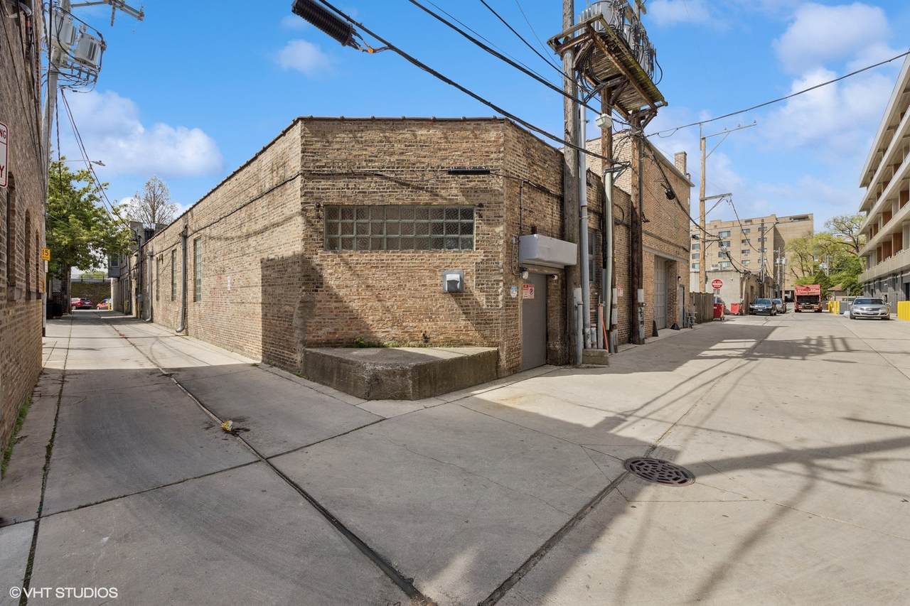 814 North Boulevard - Photo 1
