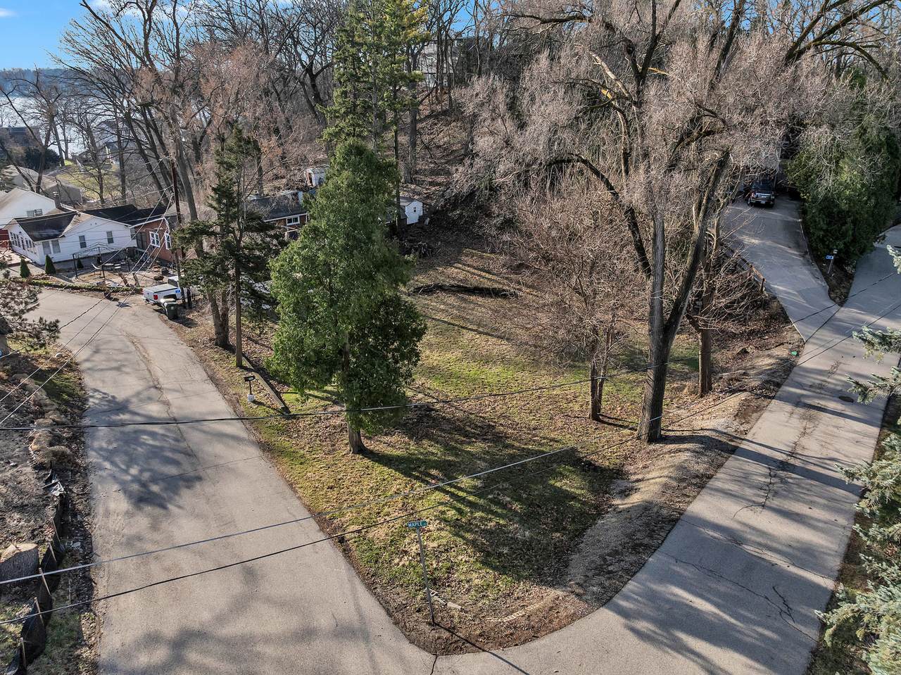 343 Oak Ridge Drive - Photo 1