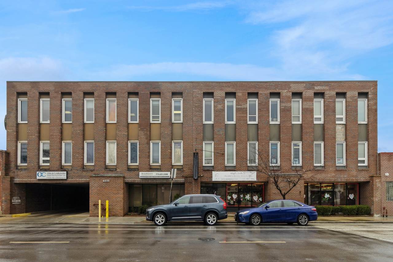 6029 Northwest Highway - Photo 1