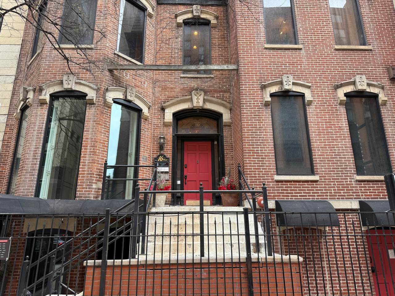 16 Ontario Street - Photo 1
