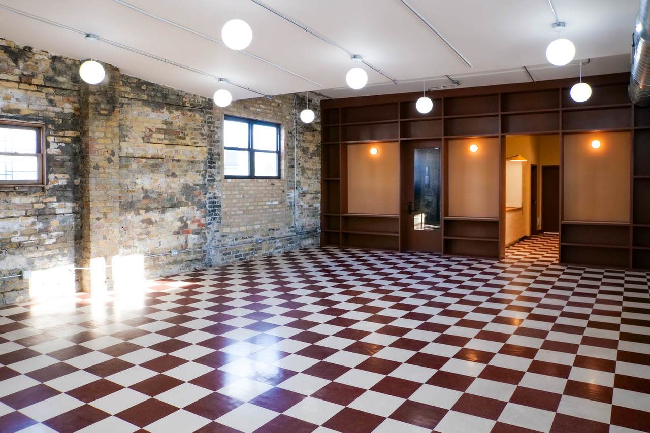 1727 Grand Avenue - Photo 1