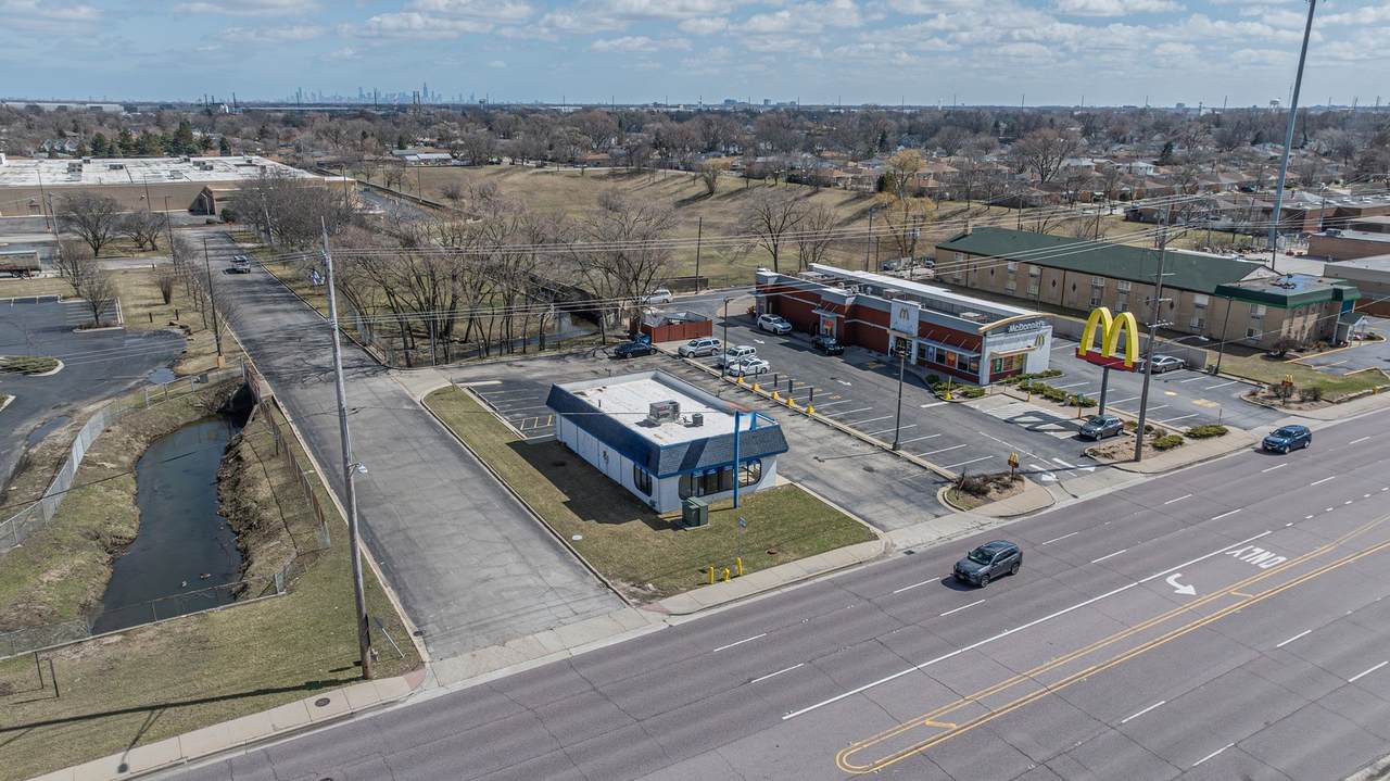 2633 Mannheim Road - Photo 1