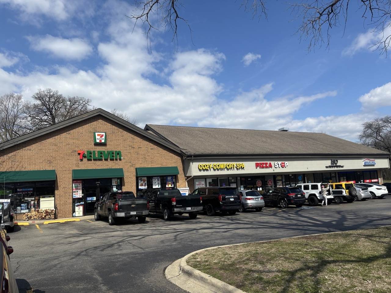 270-296 Cary Algonquin Avenue - Photo 1