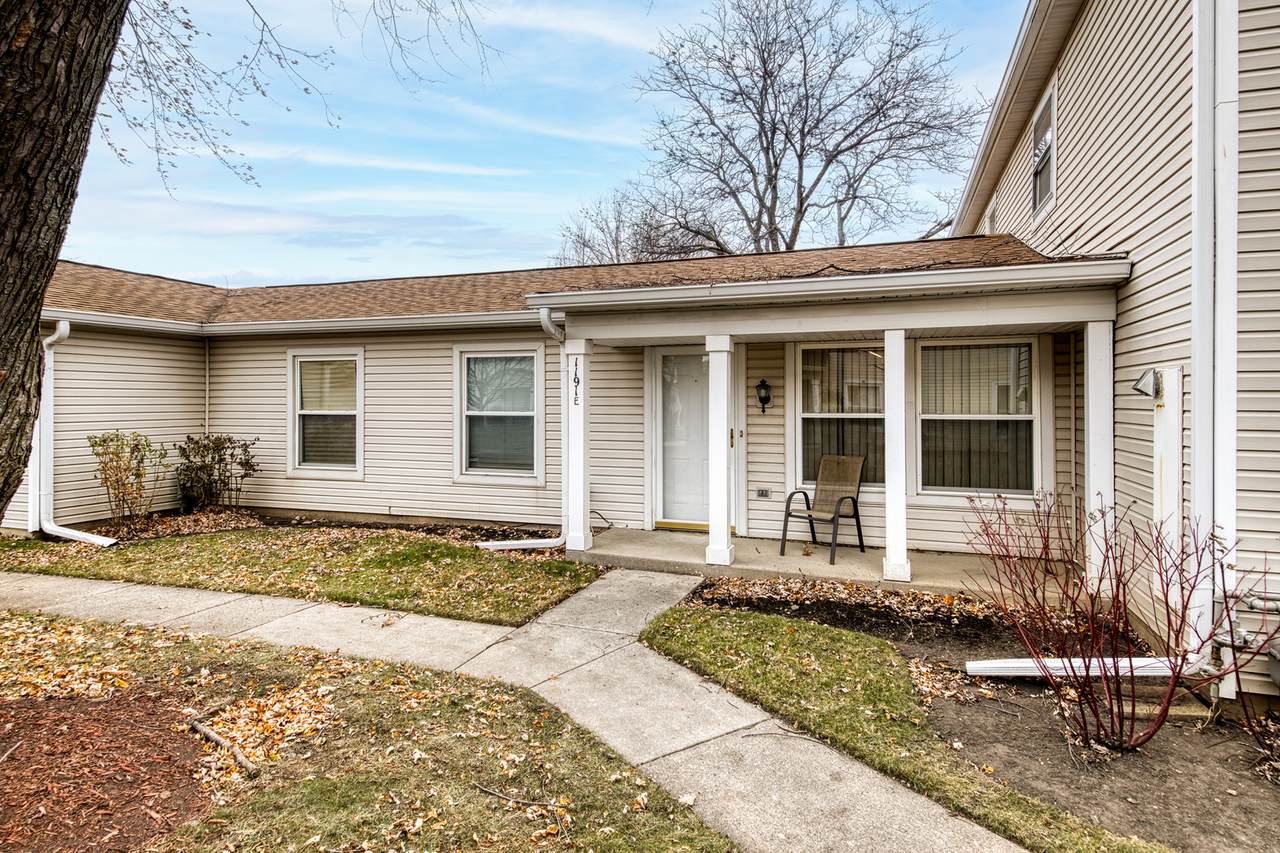 1191 Barberry Lane - Photo 1