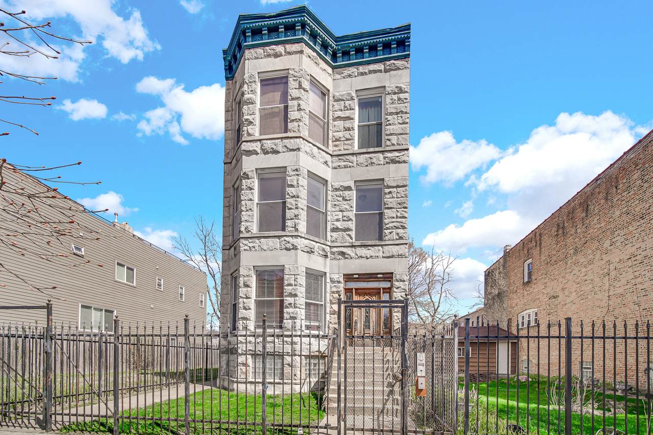 6547 Woodlawn Avenue - Photo 1
