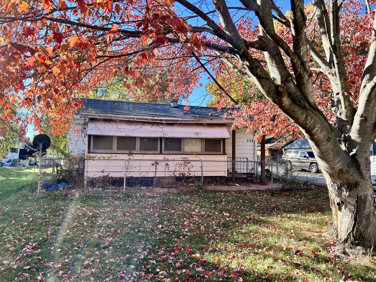 228 Tennessee Avenue - Photo 1