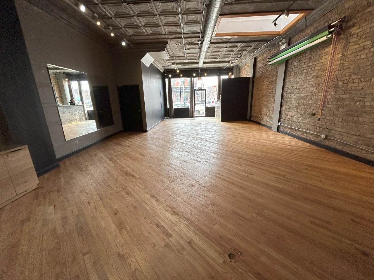 1415 Ashland Avenue - Photo 1