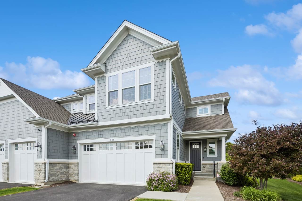 565 Hannah Lane - Photo 1