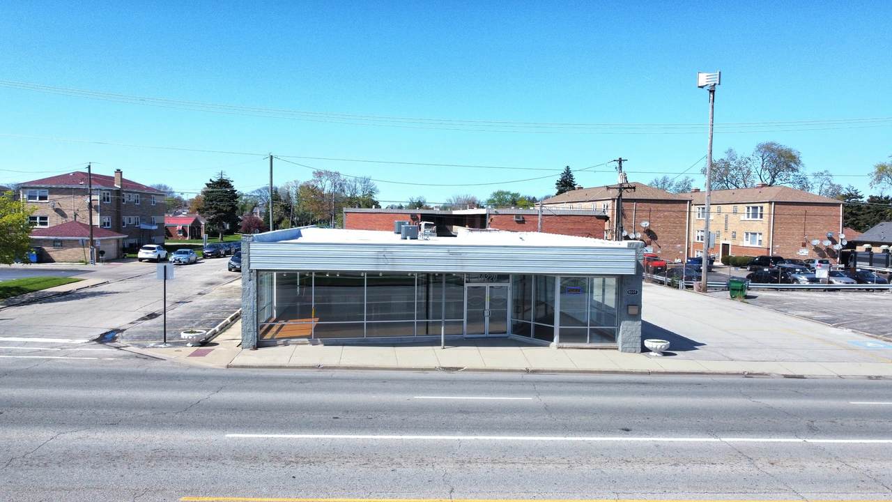 10220 Grand Avenue - Photo 1