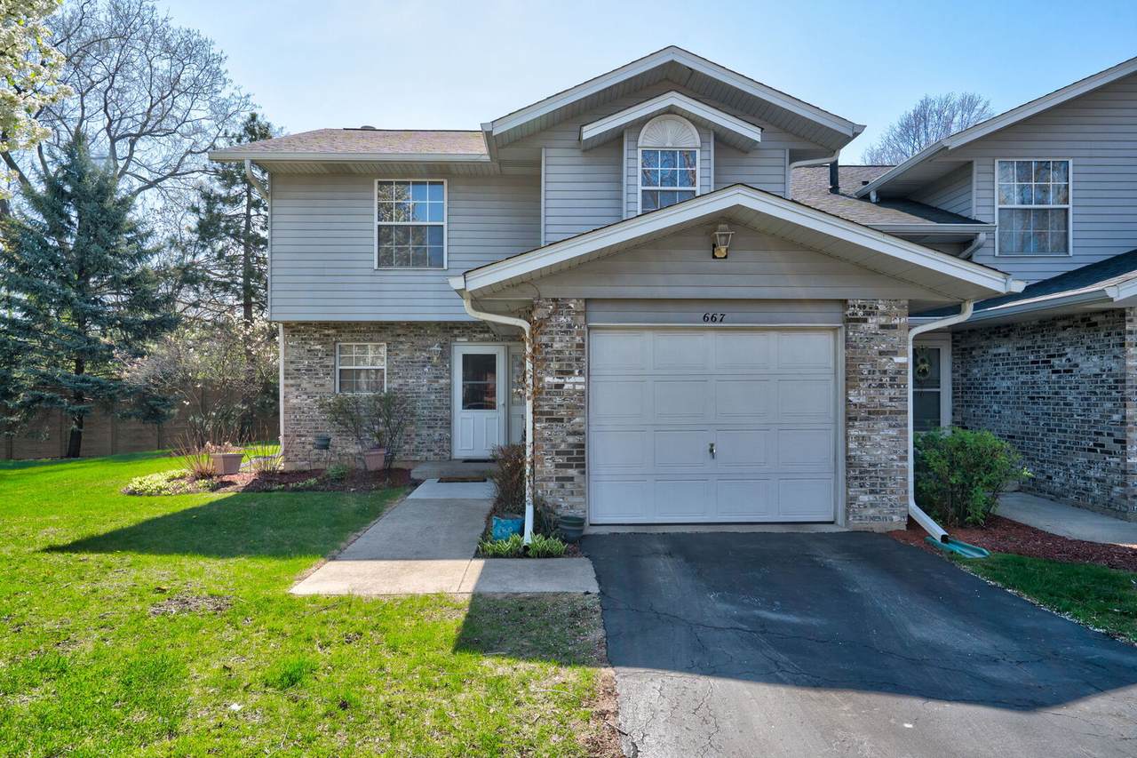 667 Tamarac Boulevard - Photo 1