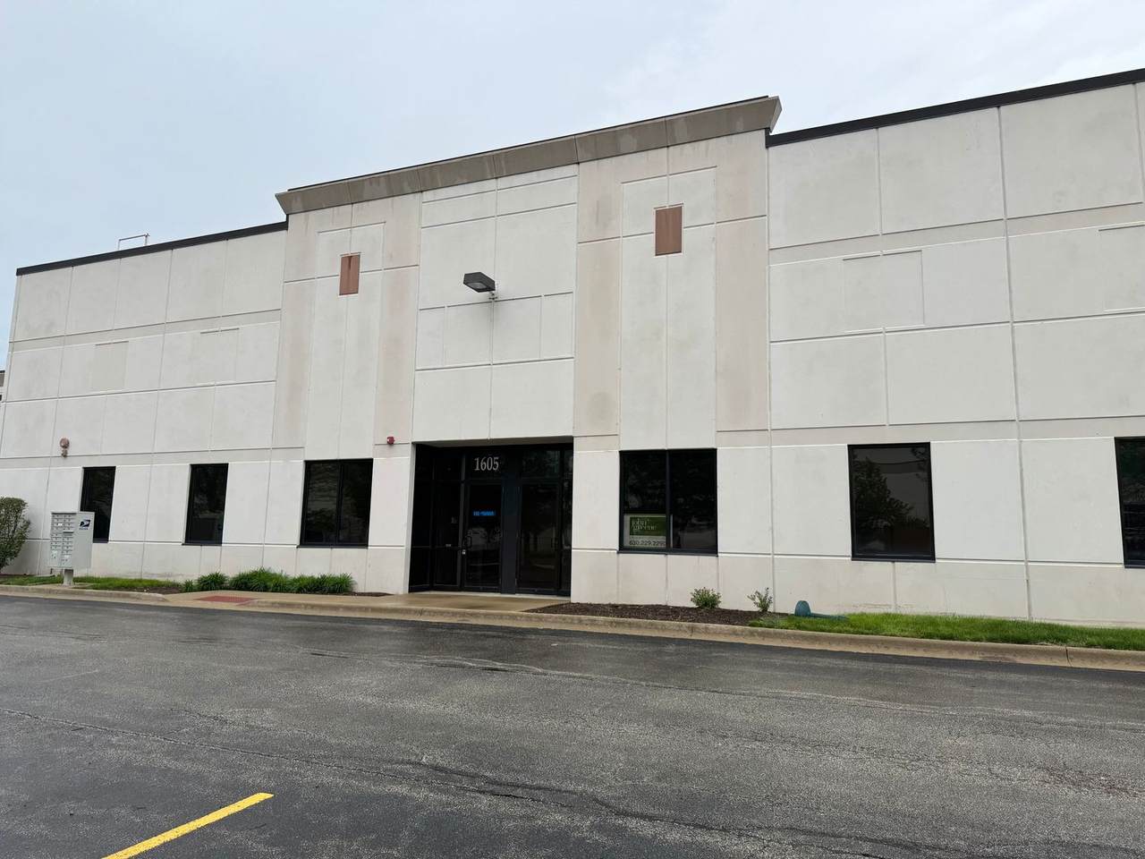 1605 Rock Creek Boulevard - Photo 1