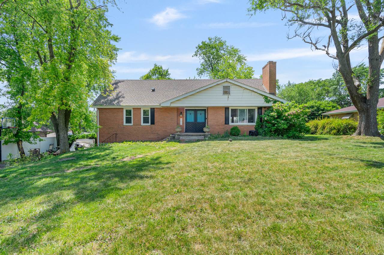 22614 Joseph Avenue - Photo 1