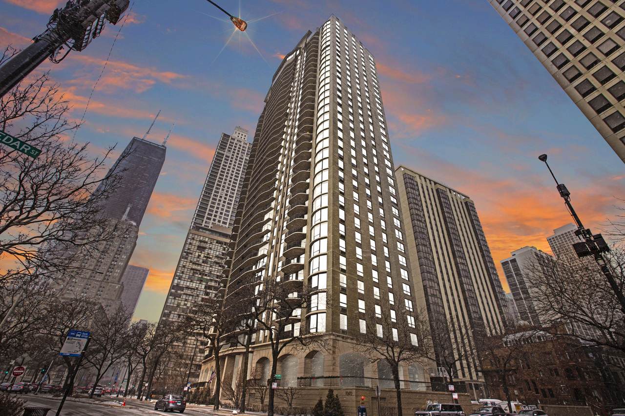 1040 Lake Shore Drive - Photo 1